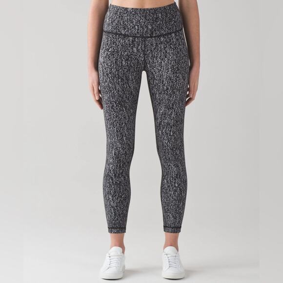 Lululemon High Times Pant Luon Suited Jacquard Black White Leggings Size 4 - Picture 1 of 6